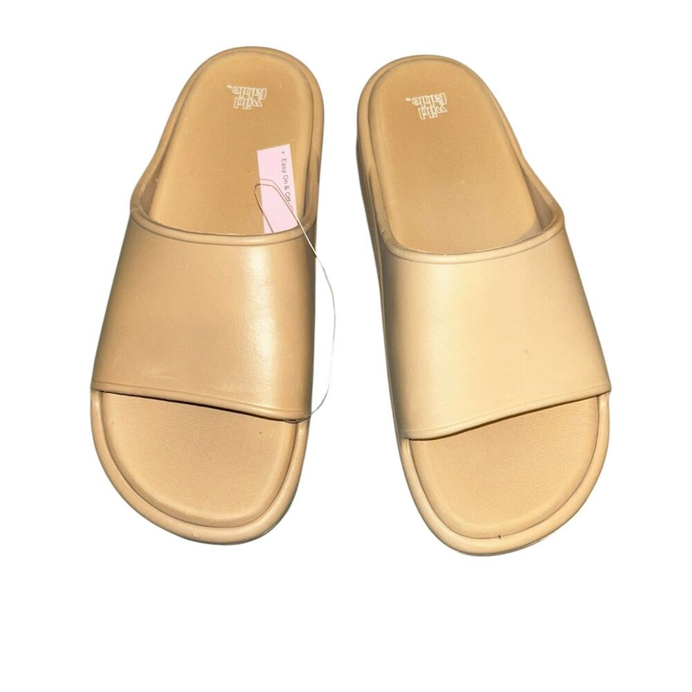 Wild Fable Beige Platform Slide Sandals Size 10 Minimalist Foam Slides